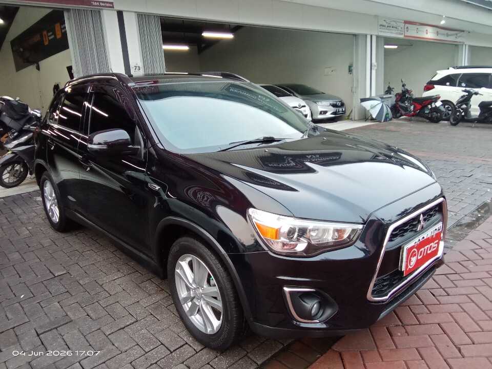 2016 Mitsubishi Outlander Sport 2.0 PX - Foto 1 dari 6