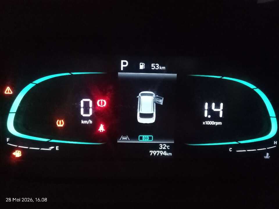 Foto Mobil Bekas Odometer Hyundai Stargazer 1.5 Prime tahun 2023