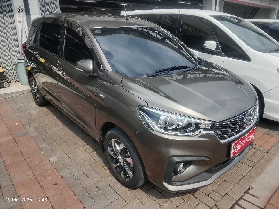 2022 Suzuki Ertiga 1.5 GX Hybrid - Foto 1 dari 6