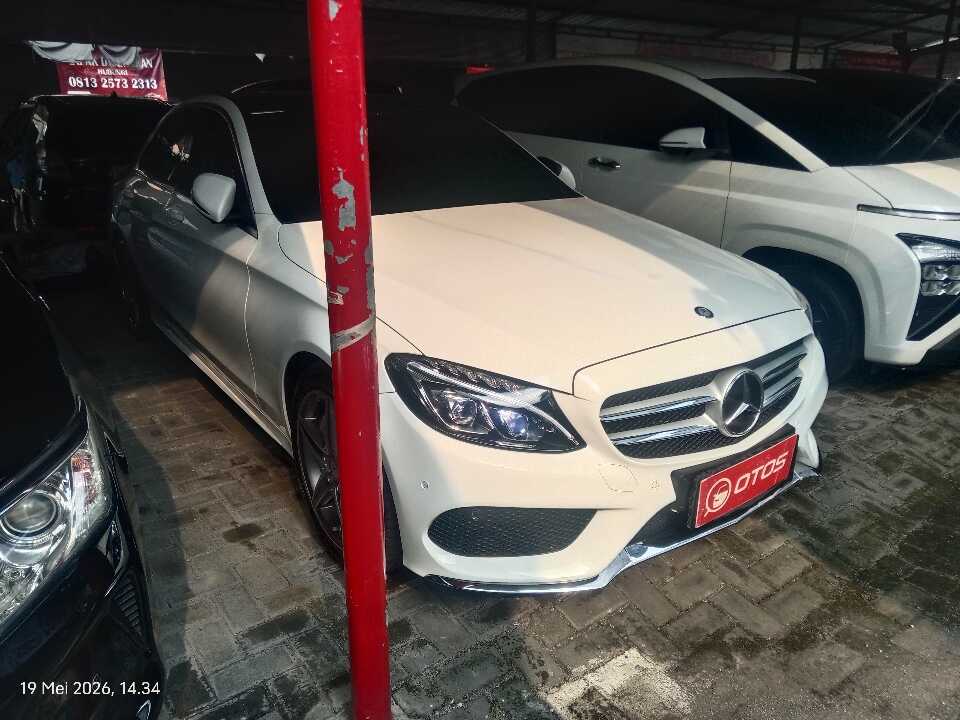 2016 Mercedes-Benz C250 2.0 - Foto 1 dari 6