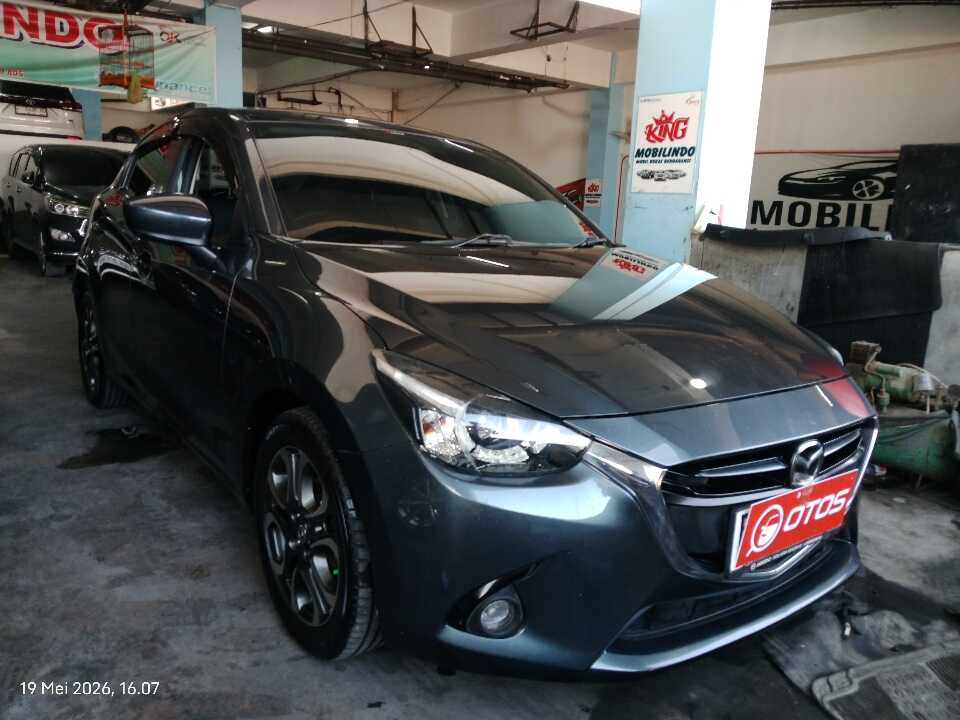 2015 Mazda 2 1.5 Skyactiv - Foto 1 dari 6