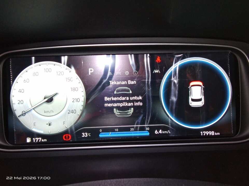 Foto Mobil Bekas Odometer Hyundai Creta 1.5 Prime tahun 2023