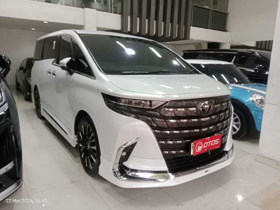 2024 Toyota Alphard 2.5 HEV