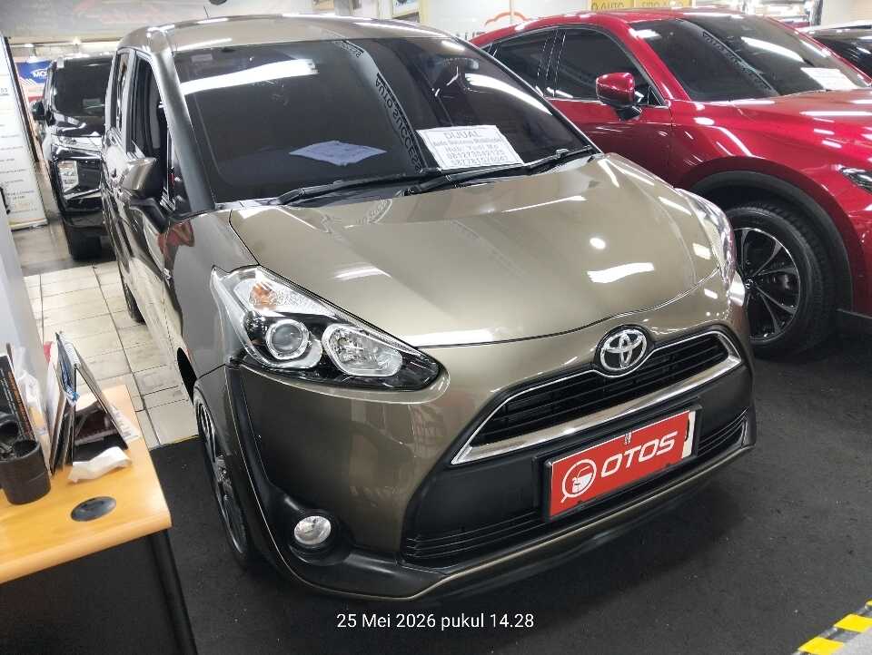 2018 Toyota Sienta 1.5 V - Foto 1 dari 6