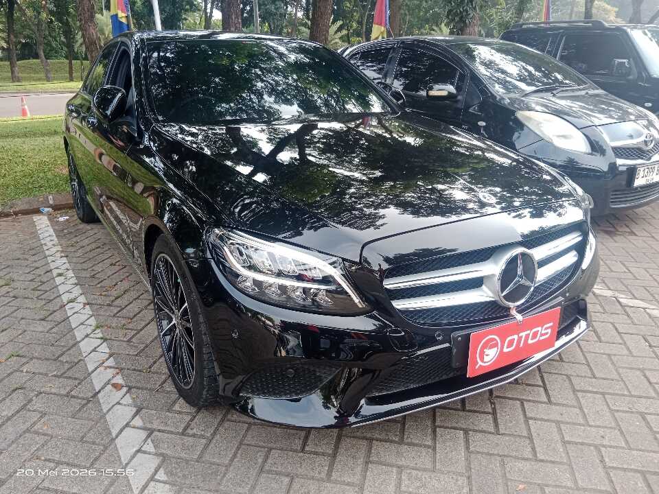 2019 Mercedes-Benz C200 1.5 - Foto 1 dari 6