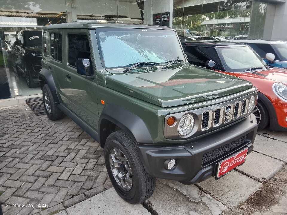 2023 Suzuki Jimny 1.5 4x4 - Foto 1 dari 6