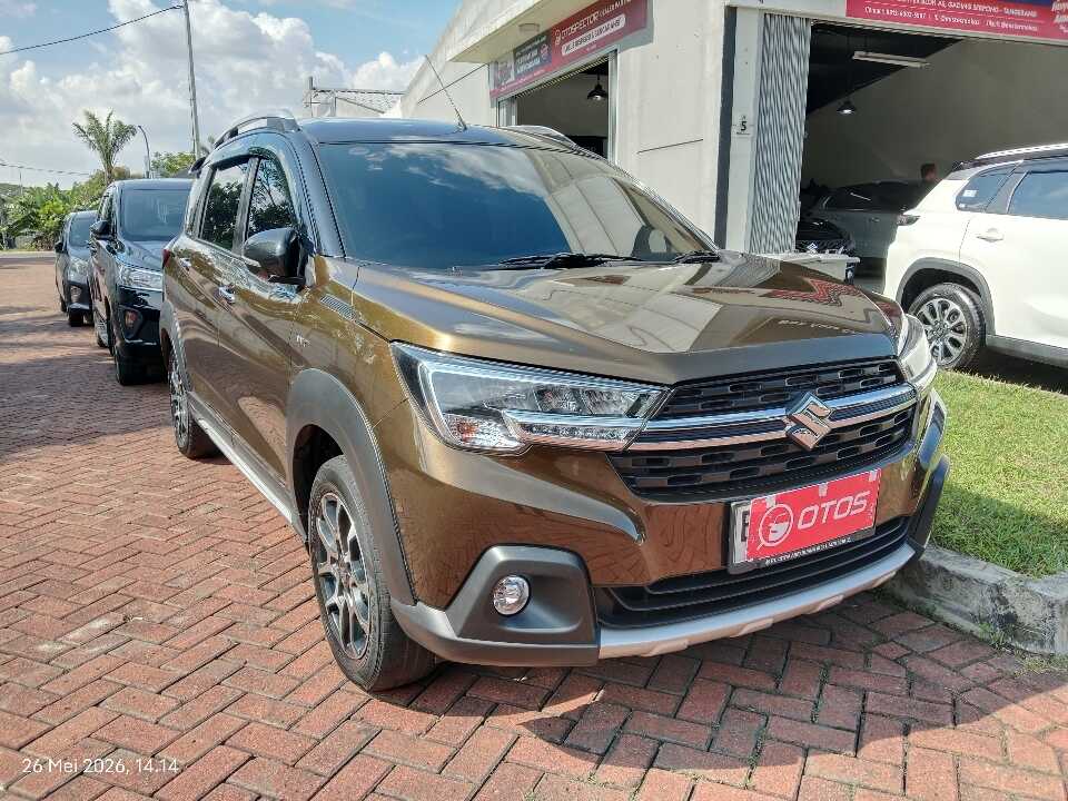 2022 Suzuki XL7 1.5 - Foto 1 dari 6