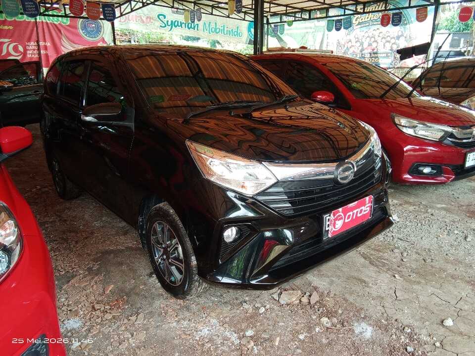 2022 Daihatsu Sigra 1.2 R - Foto 1 dari 6