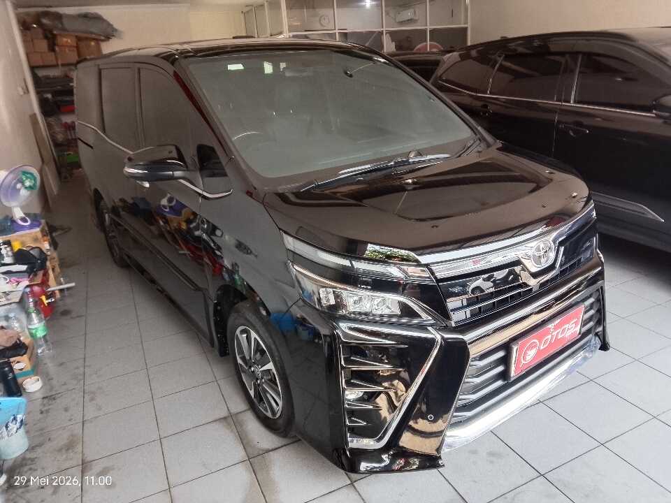 2019 Toyota Voxy 2.0