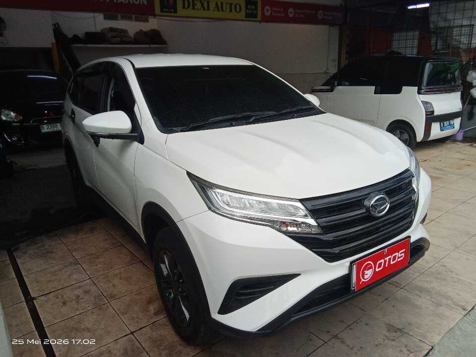 2021 Daihatsu Terios 1.5 X - Foto 1 dari 6