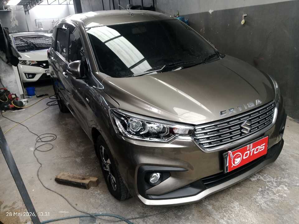 2022 Suzuki Ertiga 1.5 GX - Foto 1 dari 6