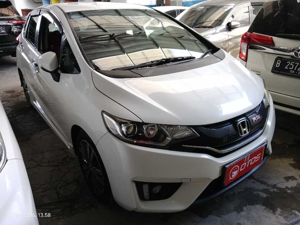 2015 Honda Jazz 1.5 RS - Foto 1 dari 6
