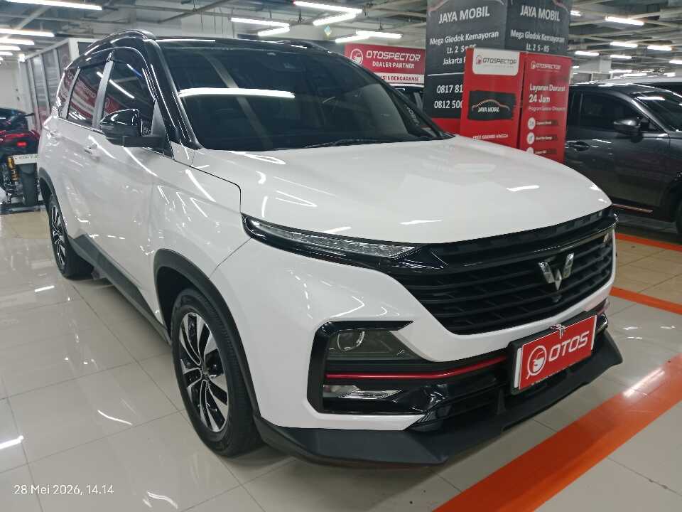 2021 Wuling Almaz 1.5 L T Lux - Foto 1 dari 6