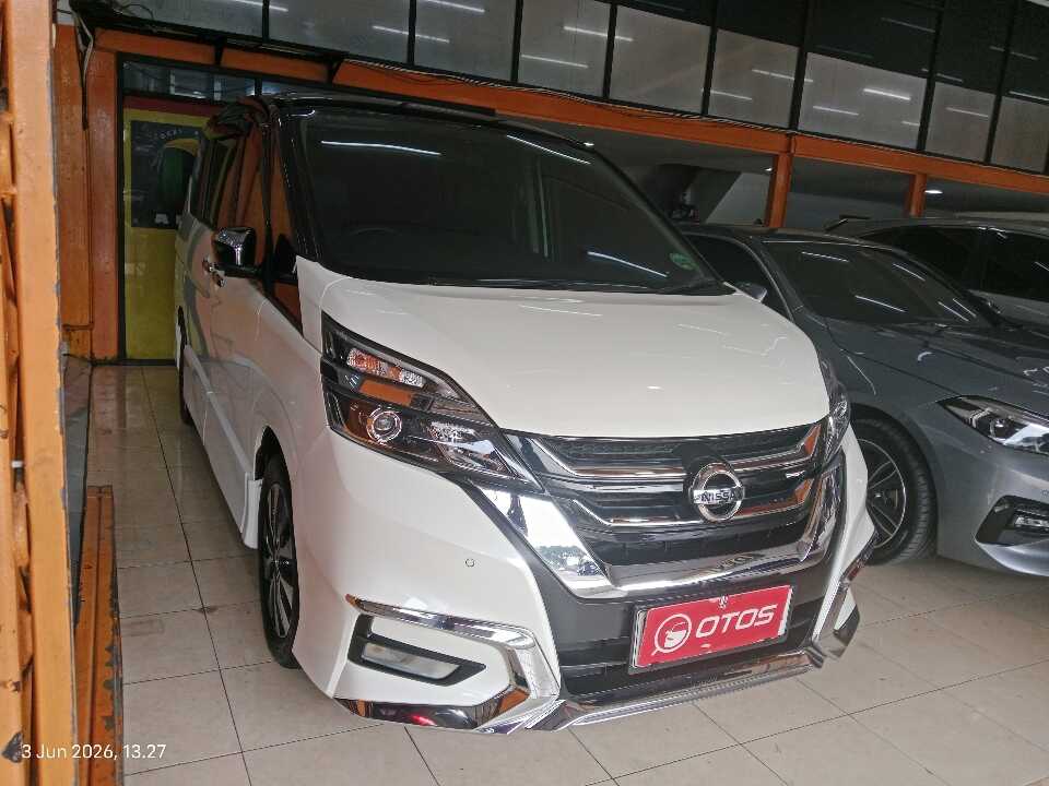 2022 Nissan Serena 2.0 Highway Star Autech - Foto 1 dari 6