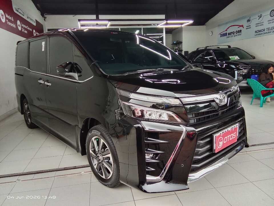 2021 Toyota Voxy 2.0