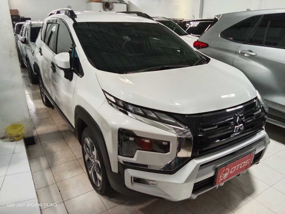 2025 Mitsubishi Xpander 1.5 Cross Premium - Foto 1 dari 6