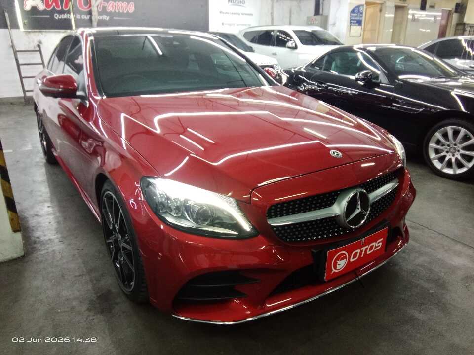2020 Mercedes-Benz C300 2.0 - Foto 1 dari 6