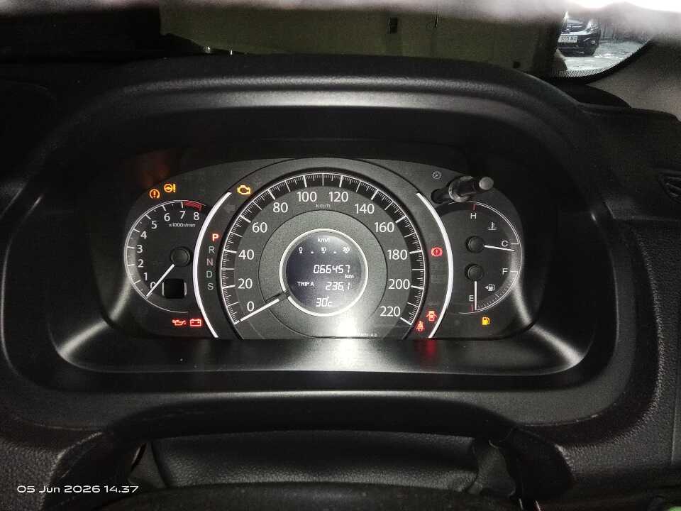 Foto Mobil Bekas Odometer Honda CR-V 2.4 RS Prestige tahun 2015