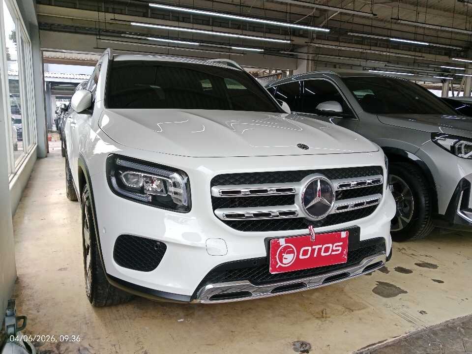 2020 Mercedes-Benz GLB200 1.3 Progressive Line Wagon - Foto 1 dari 6