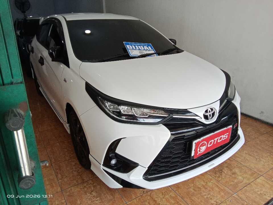 2022 Toyota Yaris 1.5 S - Foto 1 dari 6