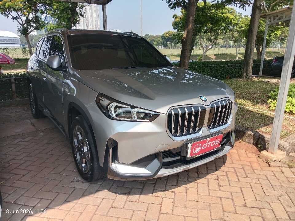 2024 BMW X1 1.5 Sdrive18i - Foto 1 dari 6