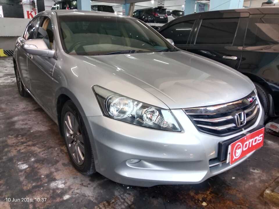 2012 Honda Accord 2.4 VTi-L - Foto 1 dari 6