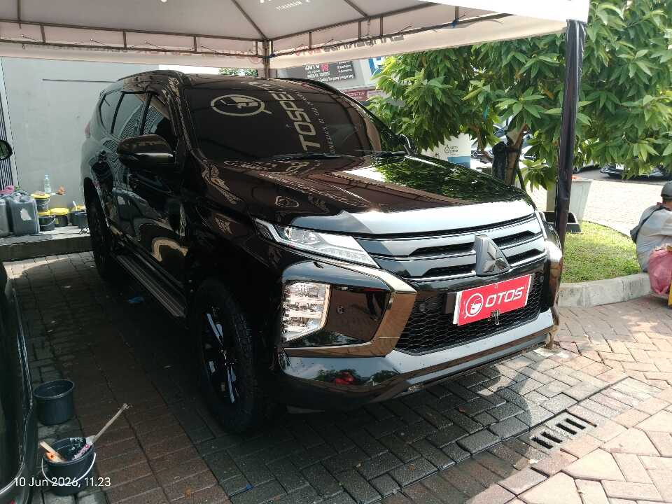 2023 Mitsubishi Pajero Sport 2.4 Dakar 4X2 - Foto 1 dari 6