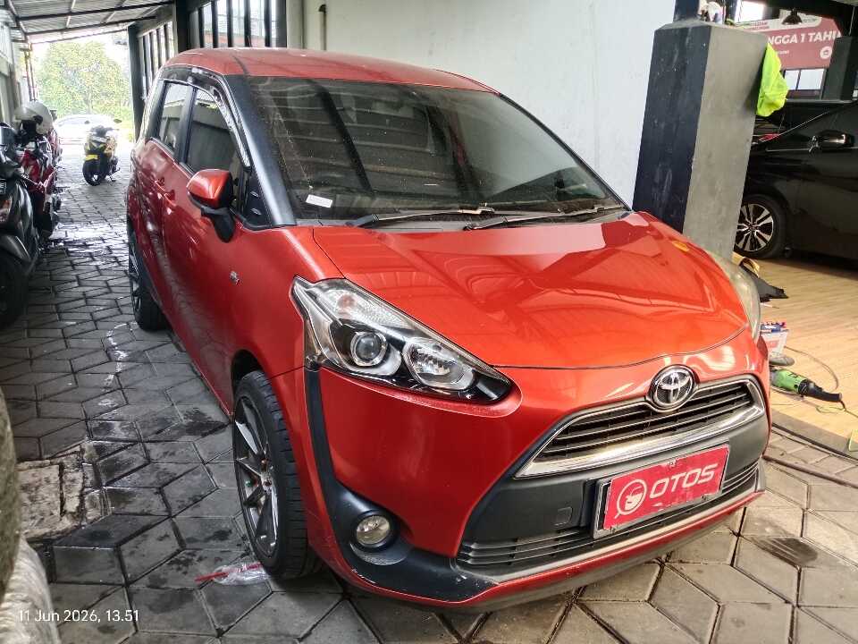 2016 Toyota Sienta 1.5 V