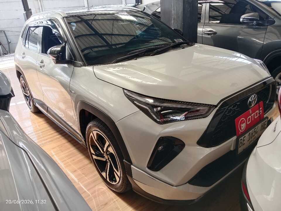 2024 Toyota Yaris Cross 1.5 S HV - Foto 1 dari 6