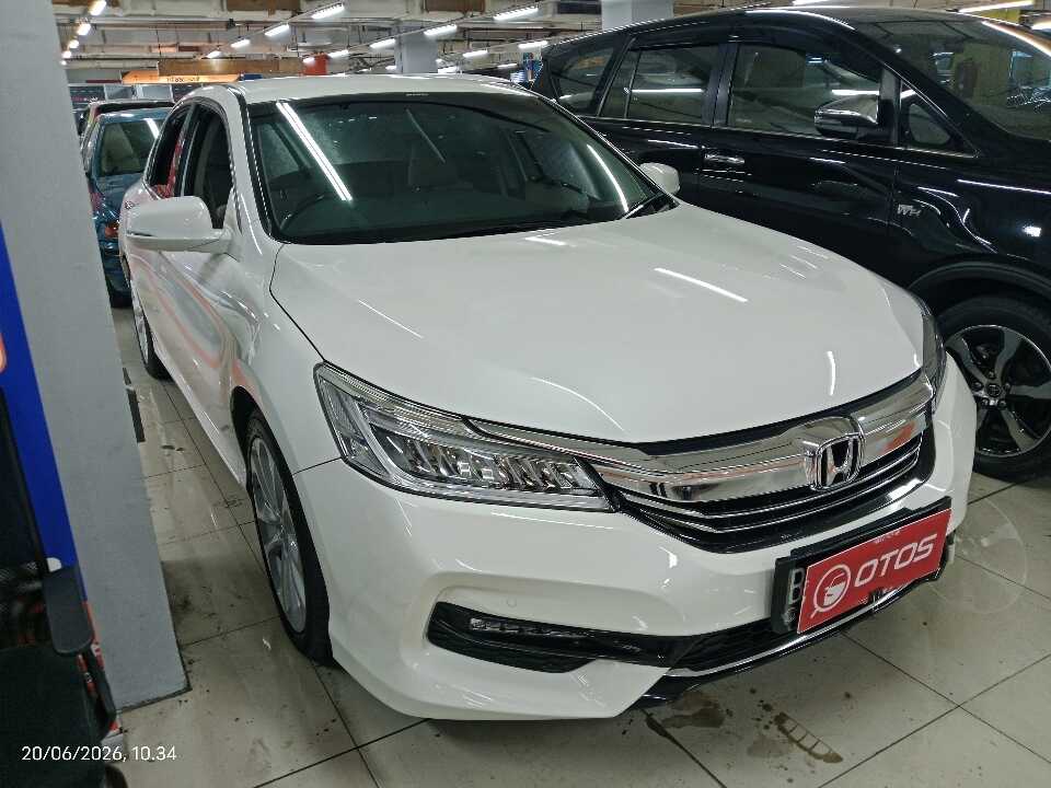 2017 Honda Accord 2.4 VTi-L - Foto 1 dari 6