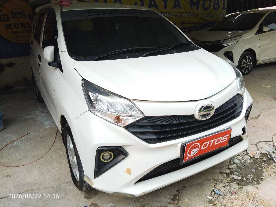 2021 Daihatsu Sigra 1.0 M - Foto 1 dari 6