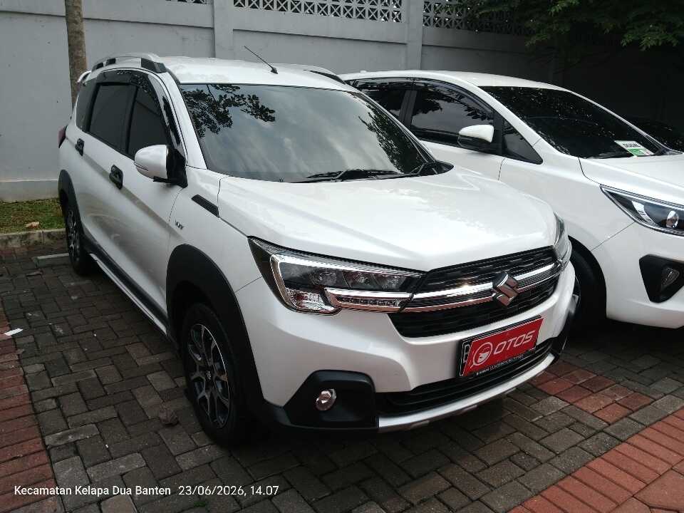 2021 Suzuki XL7 1.5 - Foto 1 dari 6