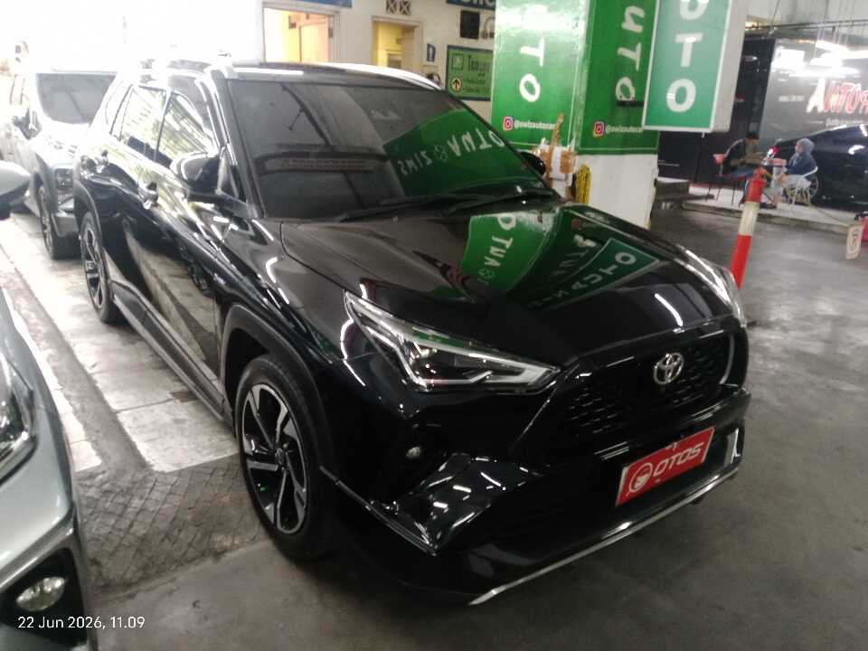 2023 Toyota Yaris Cross 1.5 S HV - Foto 1 dari 6