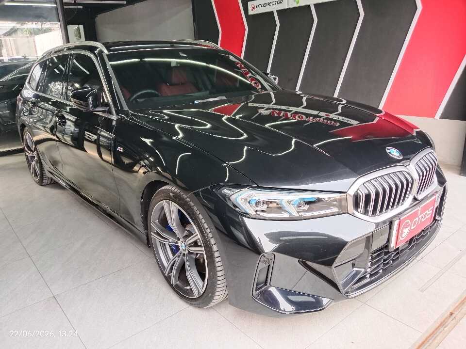 2024 BMW 330i 2.0 - Foto 1 dari 6