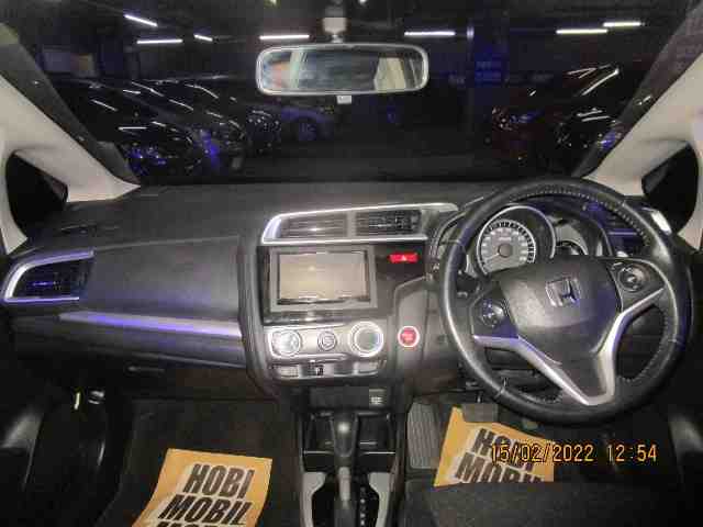 Foto Mobil Bekas Dashboard Honda Jazz  tahun 2016