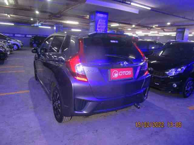 Foto Mobil Bekas Kiri Belakang Honda Jazz  tahun 2016