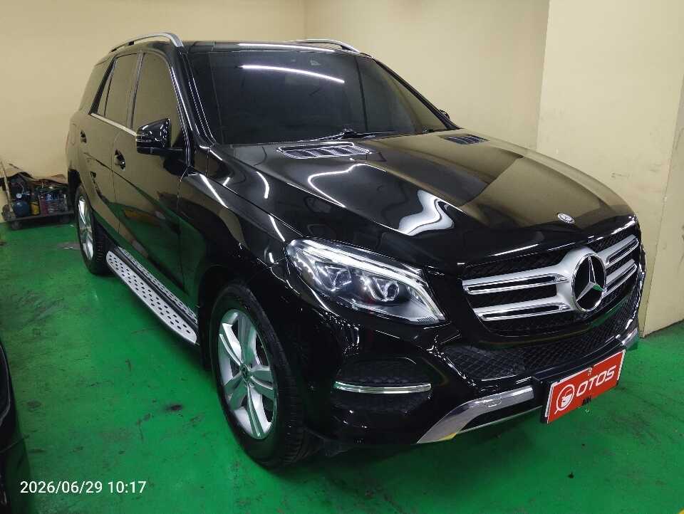 2017 Mercedes-Benz GLE400 3.0 - Foto 1 dari 6